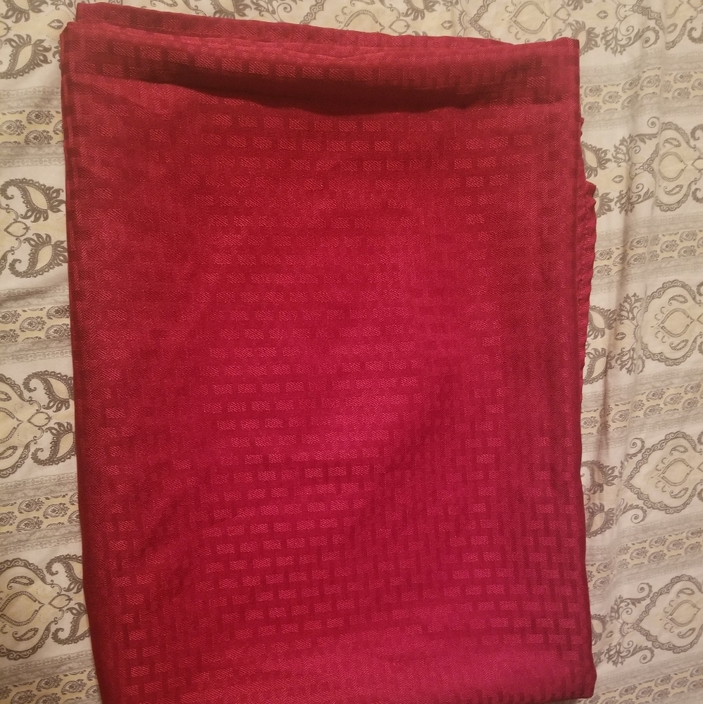 Table cloth - Picture 2 of 5